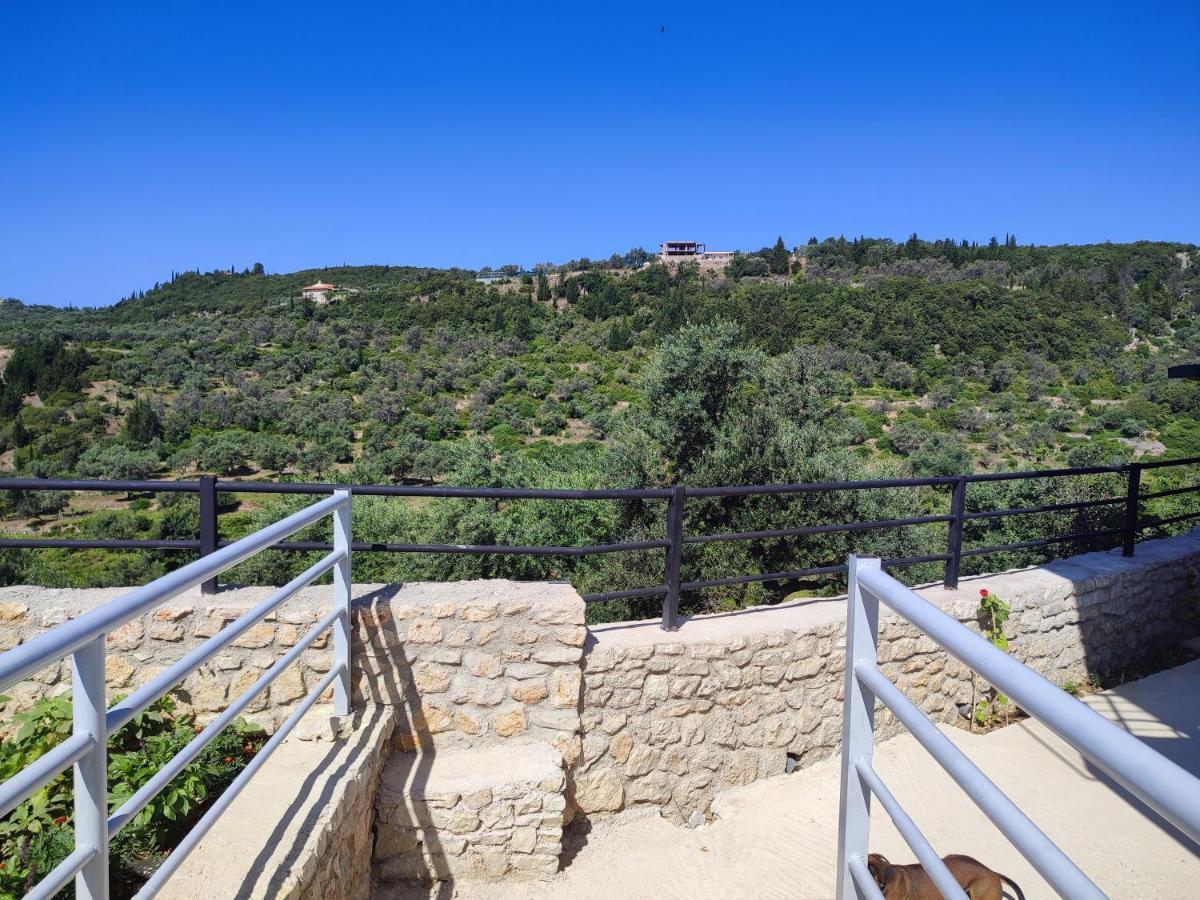 Petros Rooms Himare Exterior foto