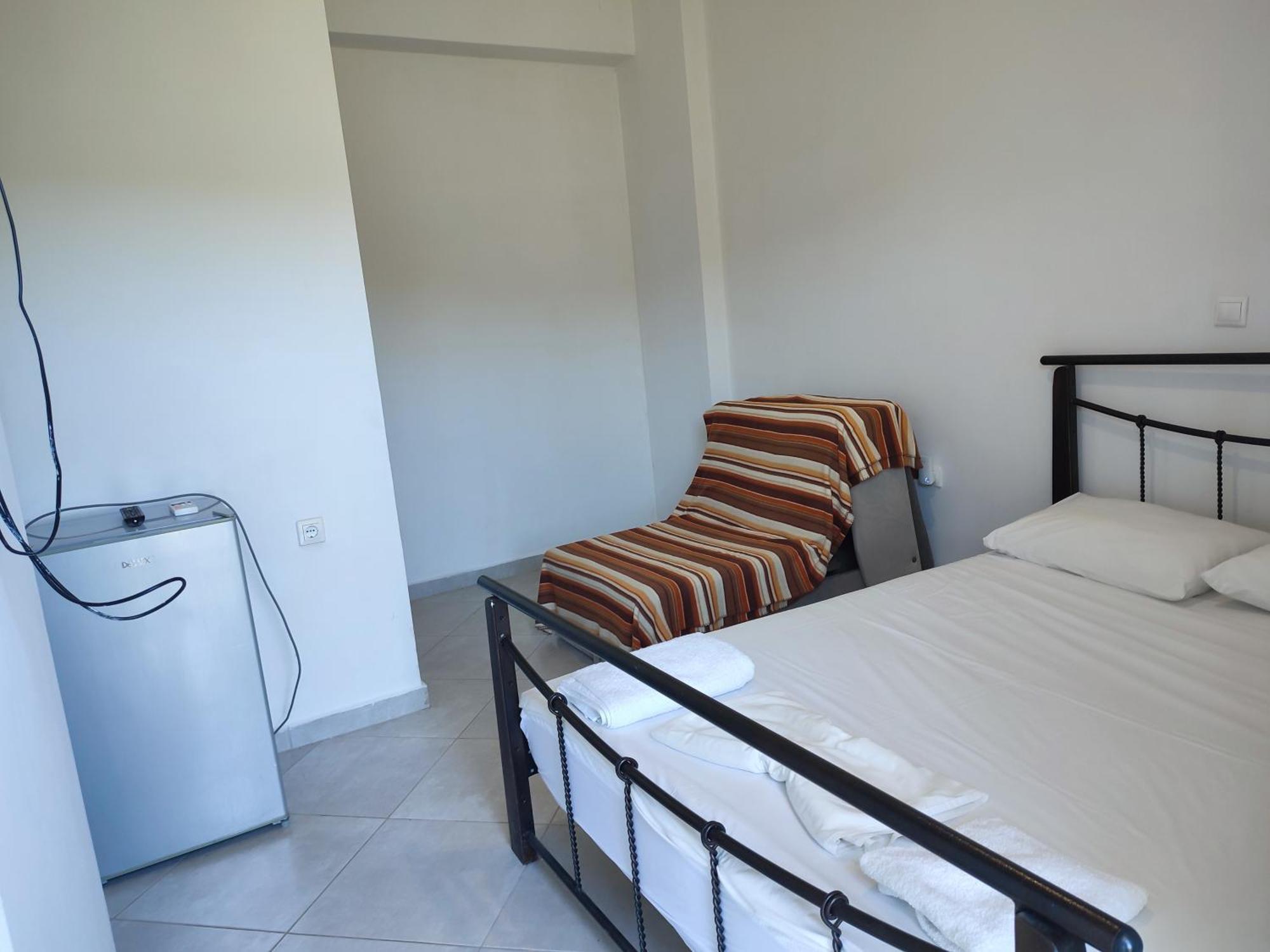 Petros Rooms Himare Quarto foto