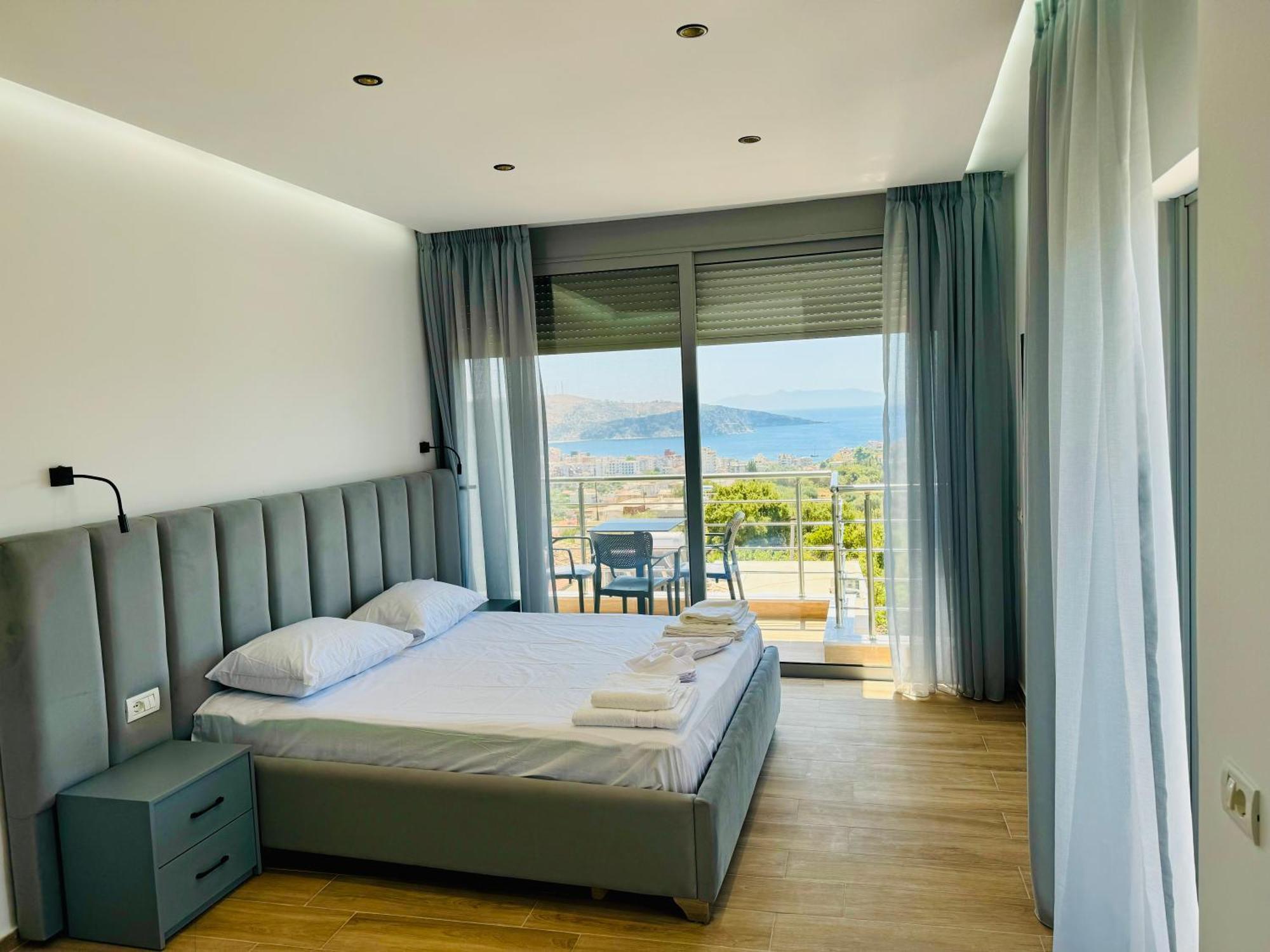 Petros Rooms Himare Exterior foto