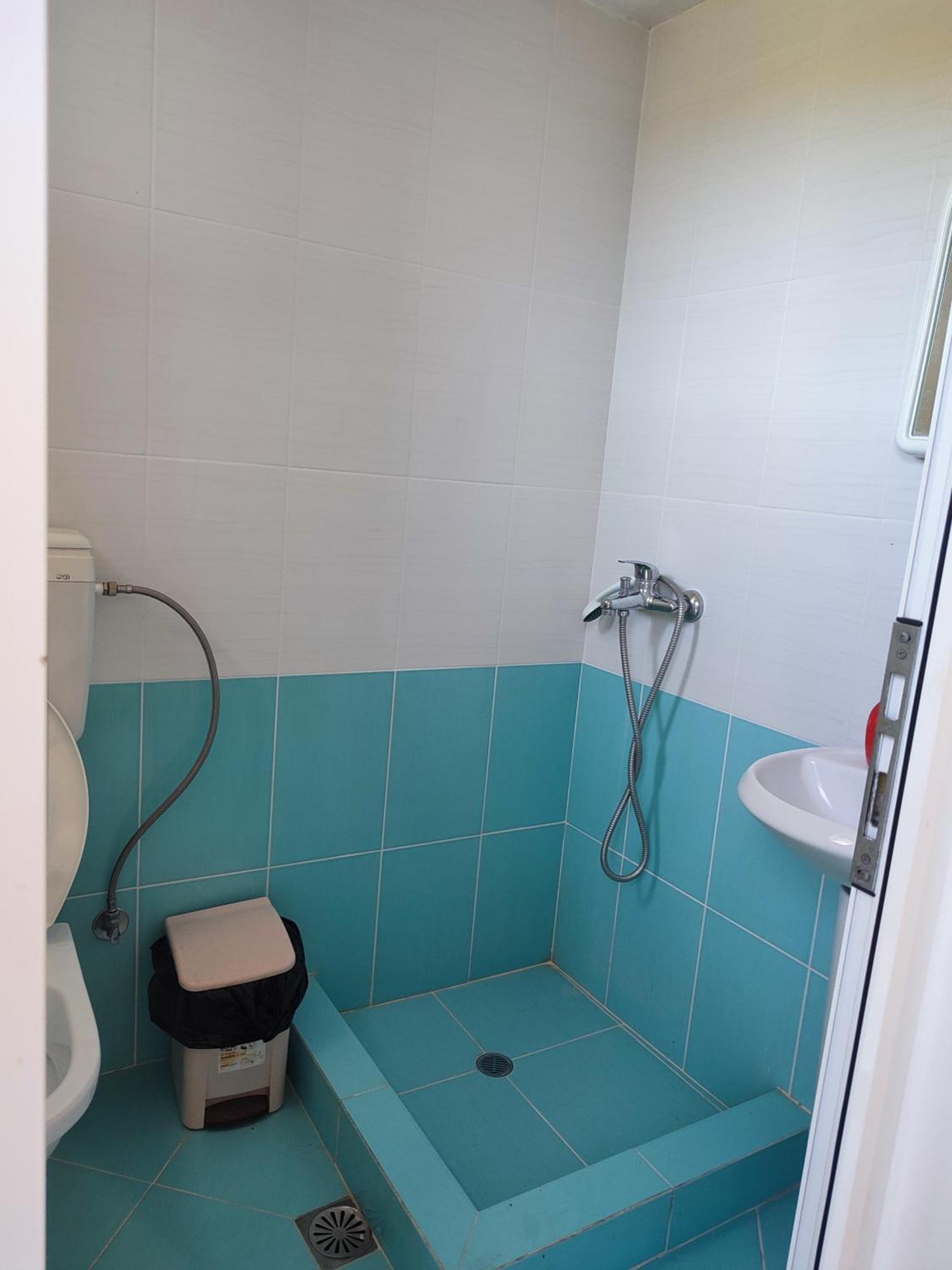 Petros Rooms Himare Exterior foto