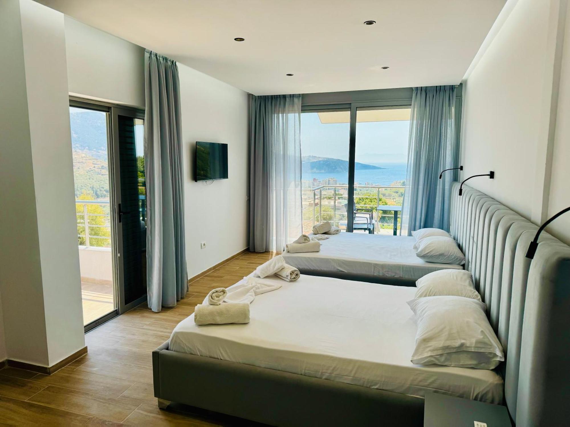 Petros Rooms Himare Exterior foto